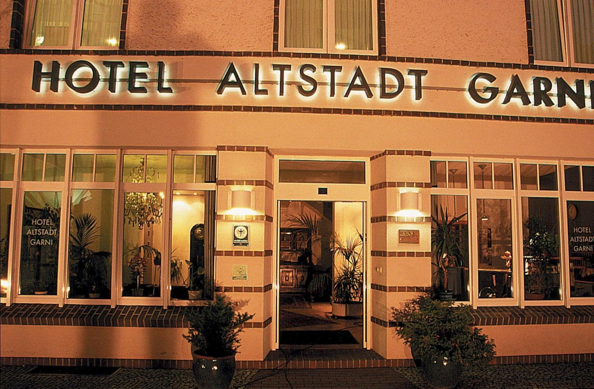 Ringhotel Altstadt Guestrow Exterior photo